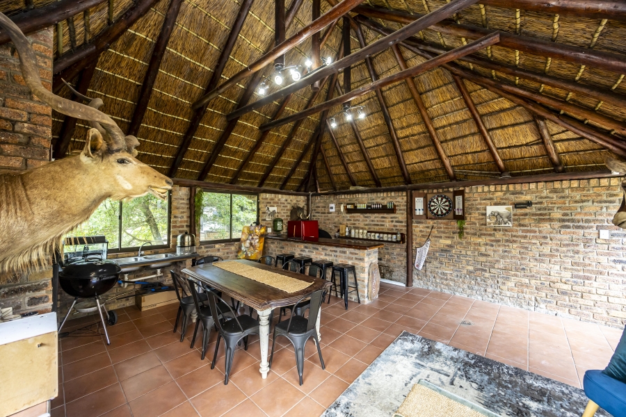 4 Bedroom Property for Sale in Blue Bend Eastern Cape